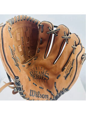 Wilson Baseball Glove Mitt Team Series A1740 Dual Hinge Cowhide Leather